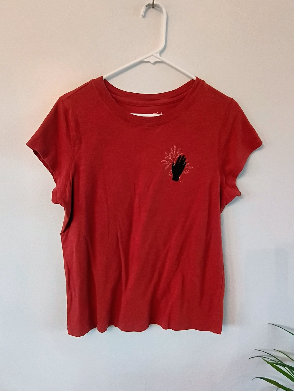 Universal Thread Womens Large Rust Red Hand Botanical Graphic Cotton T Shirt